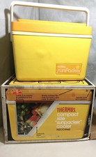 Vintage Yellow THERMOS SUNPACKER COOLER-COMPACT SIZE- 11Qt  USA