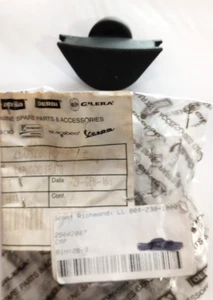 Cap Piaggio NOS 2B002807  (L-7338) - Picture 1 of 1