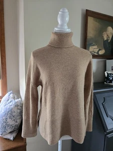 J.Crew XS Beige Turtleneck Sweater Long Sleeves Merino Wool Blend - Picture 1 of 8