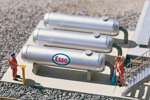 Piko G 62048 Refinery Storage Tanks, Building Kit (G-Scale) - Picture 1 of 1