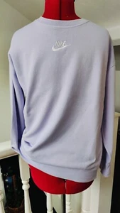Nike Junior Girls crew neck Sweatshirt Age 15 XL Lilac Tennis Sport Jumper  - Picture 1 of 10