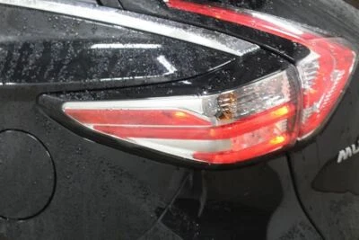 Cuarto de luz trasera izquierda del conductor montado en panel se adapta a 16-18 MURANO 2793887 Foto 1 de 4