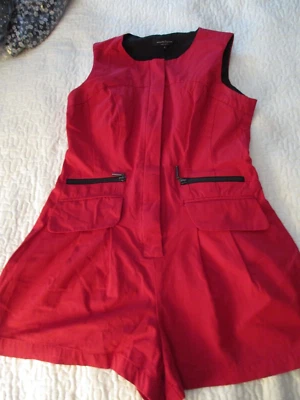 Mono Mameluco Nanette Lepore Rojo Nylon Algodón Talla 4 con Cremalleras Negras Foto 1 de 4