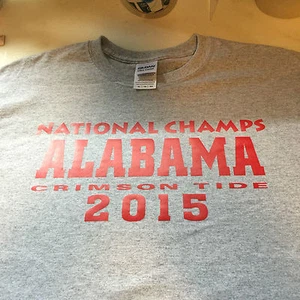 t-shirt Alabama Crimson Text National Champs CHAMPION 5 sizes Pink Tide 2015 - Picture 1 of 3