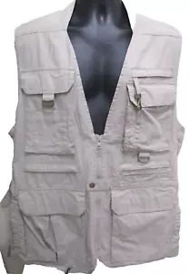 Cabela's Safari Series Outerwear Hunting Zipper Pockets Vest Size Large REG NEW - Picture 1 of 4