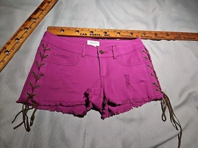 Pantalones Cortos Forever 21 Para Mujer Talla 26 Rosa Denim Lateral Encaje Corte Envejecido Jean Foto 1 de 4