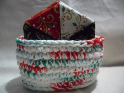 Posavasos navideños hechos a mano con forma hexagonal con cesta Foto 1 de 2