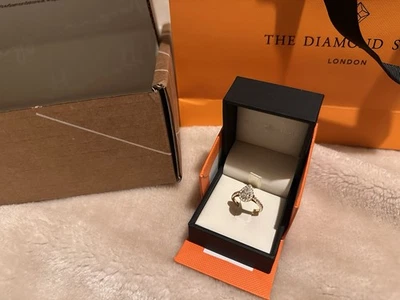 The Diamond Store 1ct Lab Grown Diamond 18K  Yellow Gold Engagement Ring Size F  - Image 1 of 4