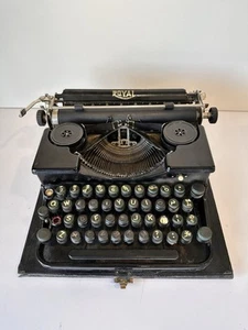 Antigua máquina de escribir portátil Royal P 1929 P148287 con estuche - Imagen 1 de 20