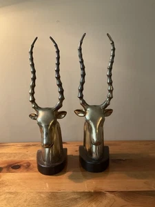 Messing Gazelle Antilope Buchstützen/Statue 19" Höhe x 6,5" mit Holzsockel Midcentury Vintage - Bild 1 von 8