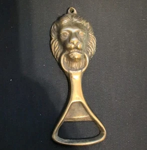 Vintage Löwenkopf Messing Flaschenöffner 4" hoch - Bild 1 von 4