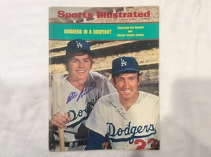 Bill Russell, Claude Osteen Sports Illustrated Magazine Aug. 20, 1973 Auto - Picture 1 of 2