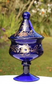 HUGE GEORGIAN STYLE COBALT BRISTOL BLUE & GILT GLASS LIDDED COMPORT - Picture 1 of 12