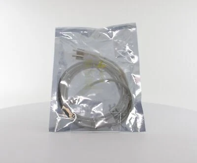 Apple iPod Audio/Video Cable Composite RCA (M)-Mini-Phone 3.5mm (M) (M9765G/A) - Image 1 of 2