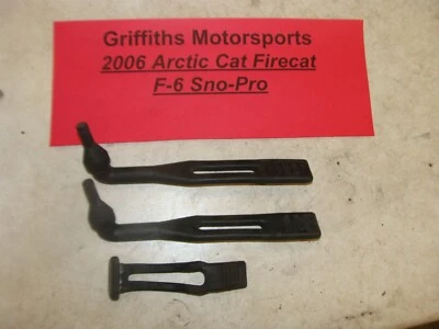 Arctic Cat Firecat F6 2006 EFI SNO PRO capó pestillo correas cinturón protector cubierta goma Foto 1 de 4