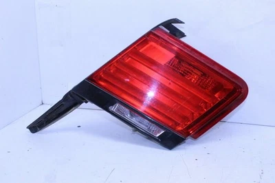 BMW 740i 750i 2009-2012 luz trasera derecha montaje tapa 63217182206 OEM usado Foto 1 de 4