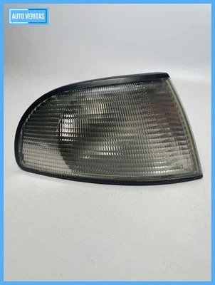 Original Audi A4 (8D5/B5) Flasher Right Front 6R01490 - Image 1 of 4