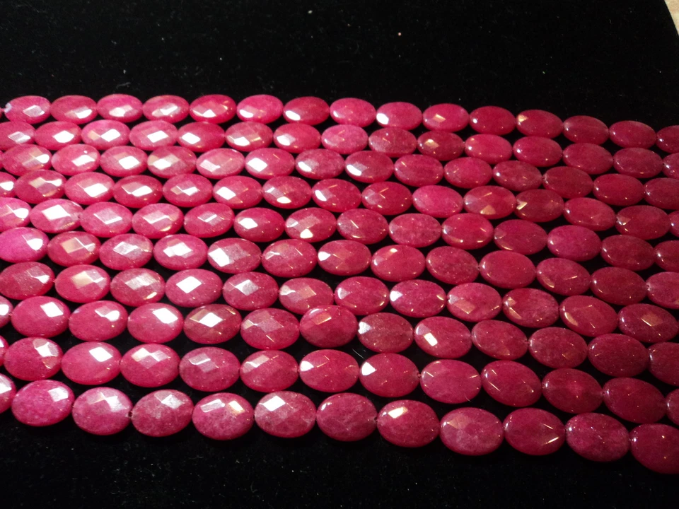 Rubí Jade Facetado Plano Ovalado 13x18mm Aprox. Hilo de 16 pulgadas Foto 1 de 1
