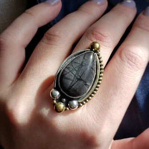 Vintage Sterling Silver Ring Size 9 Womens Big Gypsy Hippie Boho Artisan Stone - Picture 1 of 10