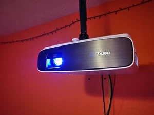 BenQ HT3550 DLP 4k HDR Projector - Picture 1 of 6