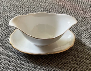 Schirnding, Bavaria, Porzellan, Sauciere, 19 cm, Höhe 8 cm, Goldrand - Bild 1 von 4
