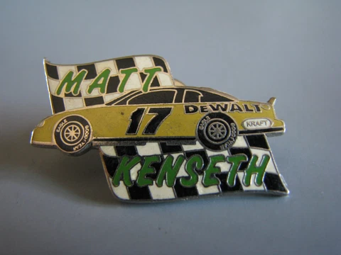MATT KENSETH #17 DEWALT FORD TAURUS CHECKER FLAG NASCAR RACING HAT PIN Cover