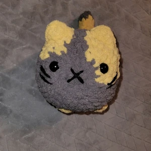Handmade Crocheted Loaf Cat Plush Stuffed Animal Gray Yellow Kids Toy Kawaii - Picture 1 of 6