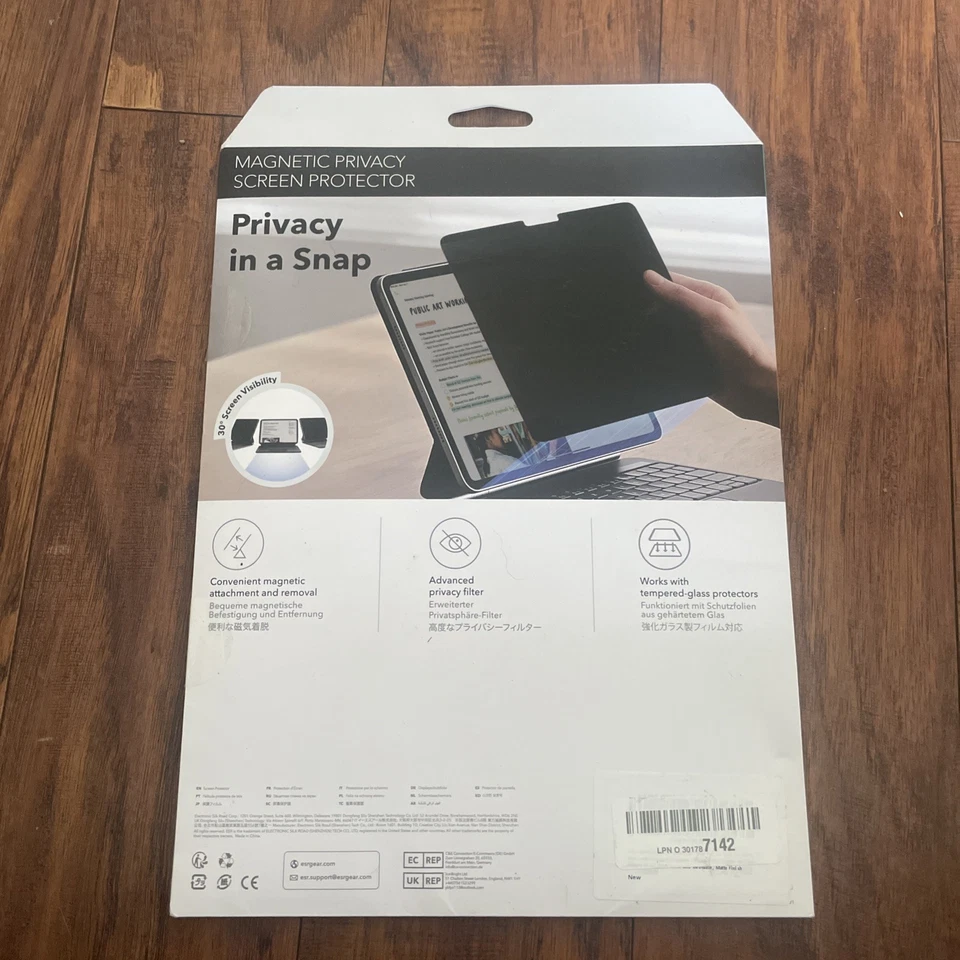 Magnetic Privacy Screen iPad Pro 13 - Image 1 of 1