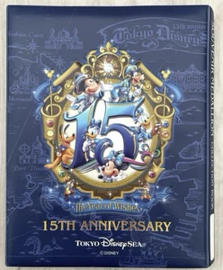 Libro de colección medallón recuerdo 15 aniversario Tokyo DisneySea 22 medallas - Imagen 1 de 5