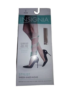 Insignia Sigvaris Stylist transparente abgestufte Kompressionskniestrümpfe natürlich Größe C - Bild 1 von 6