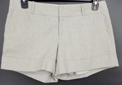 Pantalones cortos Banana Republic Ryan Fit blanco roto fibras metálicas frente plano para mujer 8 Foto 1 de 4