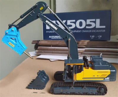 Camión modelo preconstruido para HYUNDAI HX505L + martillo triangular 1/35 Foto 1 de 4