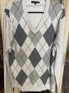 Express v-neck mens sweater,XL,merino wool,pristine. - Picture 1 of 6
