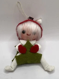 VTH Weihnachten Pixie Elfe Ornament weiß grün auf Stechpalmenblatt Japan kitschig 4 Zoll - Bild 1 von 7