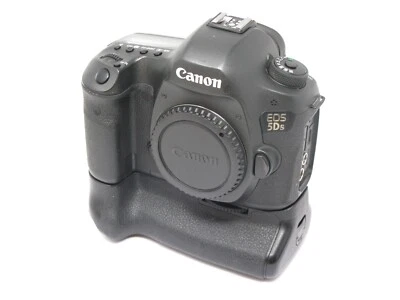 Canon EOS 5Ds 50.6MP Digital SLR Camera Body & BG-E11 Battery Grip - Boxed - Image 1 of 4