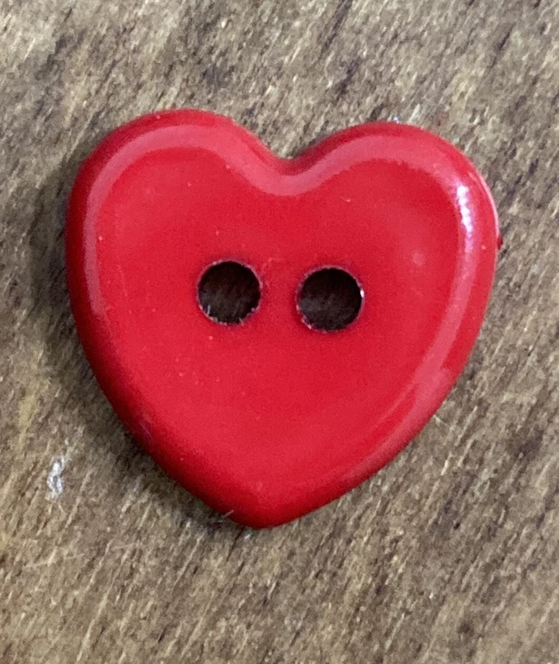 Red Heart Buttons Valentine’s Day 2 hole 13 x 13.5mm Pack of 6 - Image 1 of 4