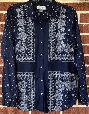 Antiguo Top Cachemira Azul Marino y Blanco Clásico Ligero Con Botones Talla Mediana Foto 1 de 2