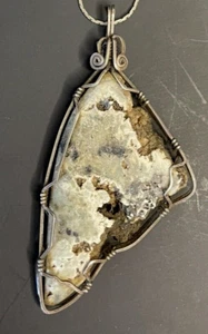 Stone Pendant, Brown And Gray Colored Wire wrapped Silver tone chain Pre-owned - Picture 1 of 8