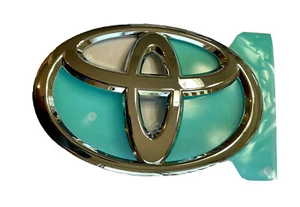 Genuine OE Toyota Land Cruiser Rear Emblem 2016-2021   200 series - Picture 1 of 2