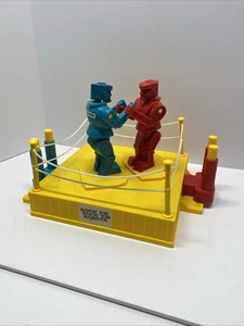 ROCK' EM SOCK' EM FIGHTING ROBOTS BOXING GAME TOY 2001 Edition Complete Working - Picture 1 of 4