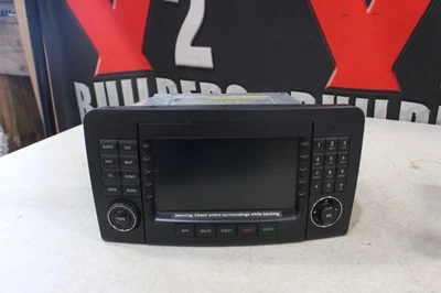Mercedes Benz GL450 2006-2008 MONTAJE DE RADIO A1648703989 #093367-46D Foto 1 de 3