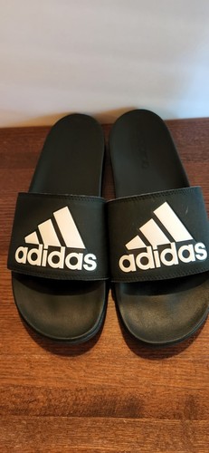 Sandali neri Adidas CG3425 Adilette Comfort con slide taglia 9 nuovi senza etichette