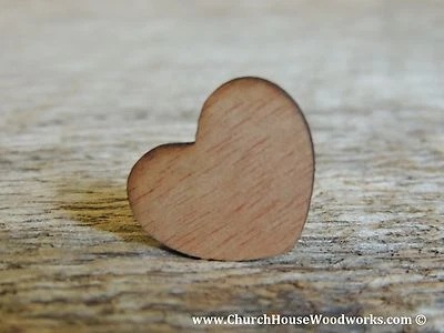 Mesa de corazones de madera oscura en blanco de 100 unidades de 1" confeti de madera para boda en forma de corazón Foto 1 de 2