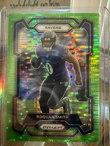 2023 Panini Prizm Neon Green Pulsar Roquan Smith - Picture 1 of 2