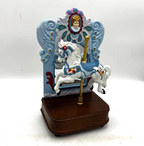 1990 Impulse Giftware Karussell Pferd Spieluhr blau weiß Vintage Figur funktioniert - Bild 1 von 5