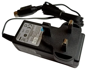 Adaptador de fuente de alimentación 12V 2A 24W con enchufe de salida de 4 pines para Hikvision DVR - Imagen 1 de 5