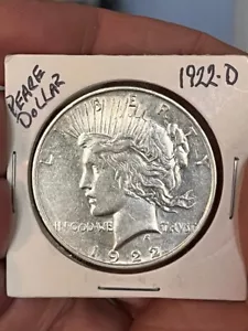 1922-D Peace silver Dollar - Picture 1 of 3