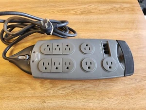 Belkin SurgeMaster F9M923-08 9 Outlet Surge Suppressor 8ft Cord - Picture 1 of 3