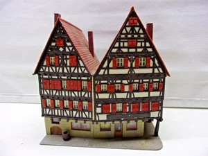 Kibri - Fachwerkhaus Geschäfte - H0 - Gebäude Häuser --Haus für MODELLEISENBAHN - Bild 1 von 5