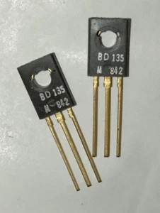 BD135  transistor  BD 135  NOS    GOLDPINS   Lot 2 Pcs            F4h32/3 - Picture 1 of 4